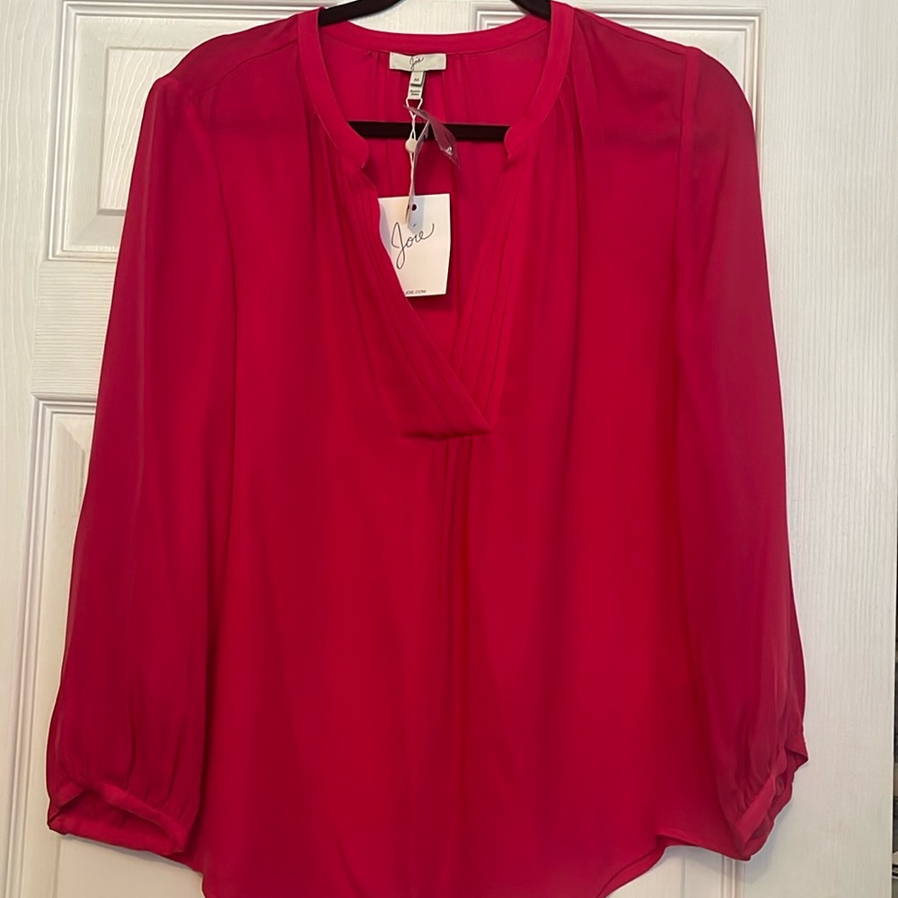 Silk joke blouse , never been usued ..  brand new